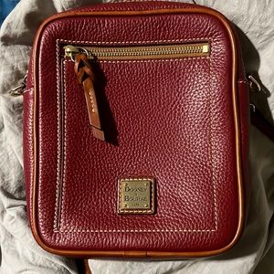 Dooney & Bourke cross body